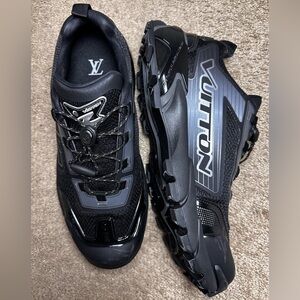 Louis Vuitton LV tactic sneaker fit men’s US 11 1/2-12